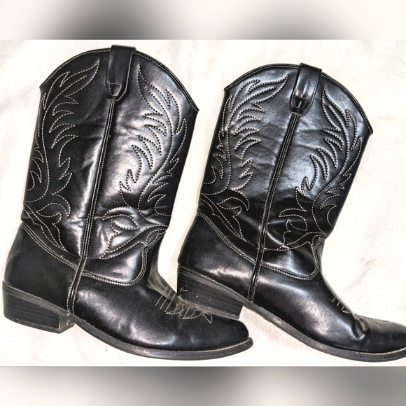 TKS Other - TKS Western Cowboy Boots